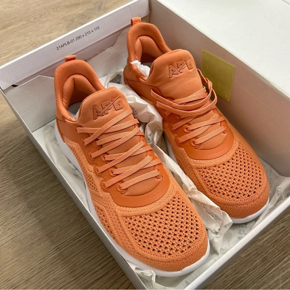 NEW APL Techloom Tracer Lace Up Sneaker in Terracotta White 7.5